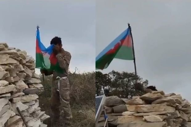 Əsgərimiz Xocalıya Azərbaycan Bayrağını sancdı